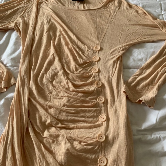 NWOT Never worn SOAKED top with ruching detail, Xs-Small - Picture 3 of 5